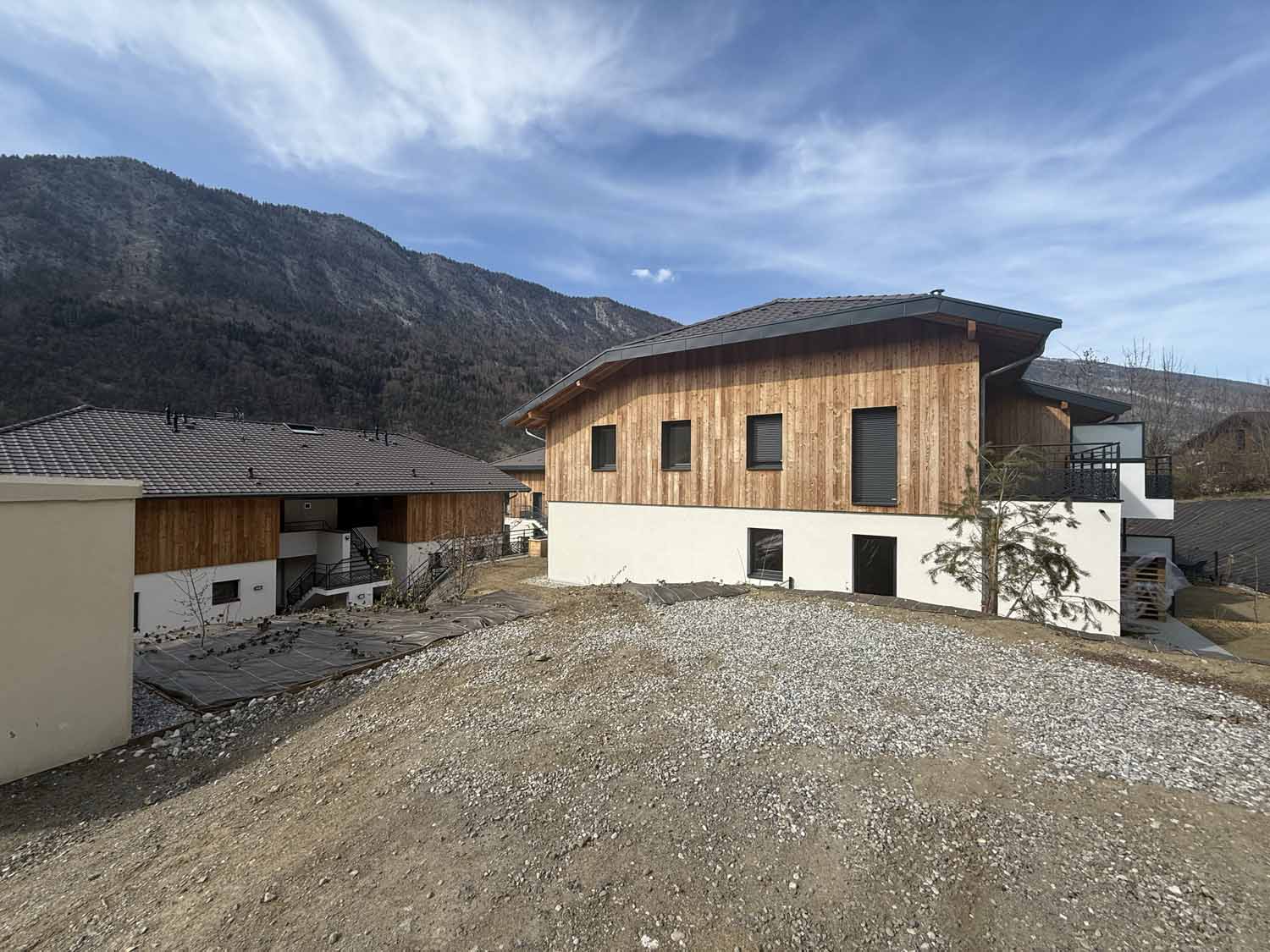 Construction d’un programme de 27 logements répartis sur 5 bâtiments avec sous-sol commun à Thônes