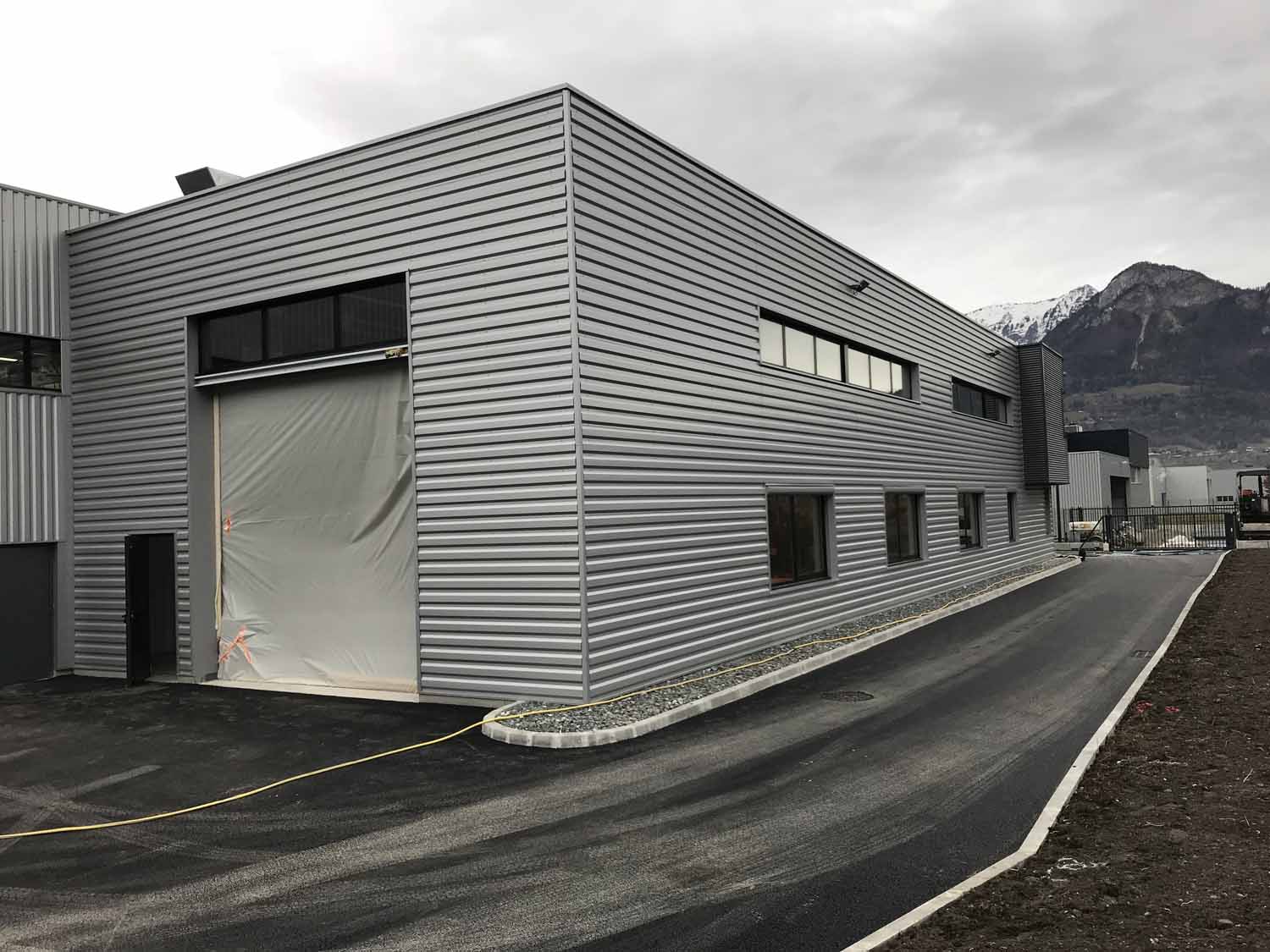Extension d'un unité de production à Marnaz en Haute-Savoie