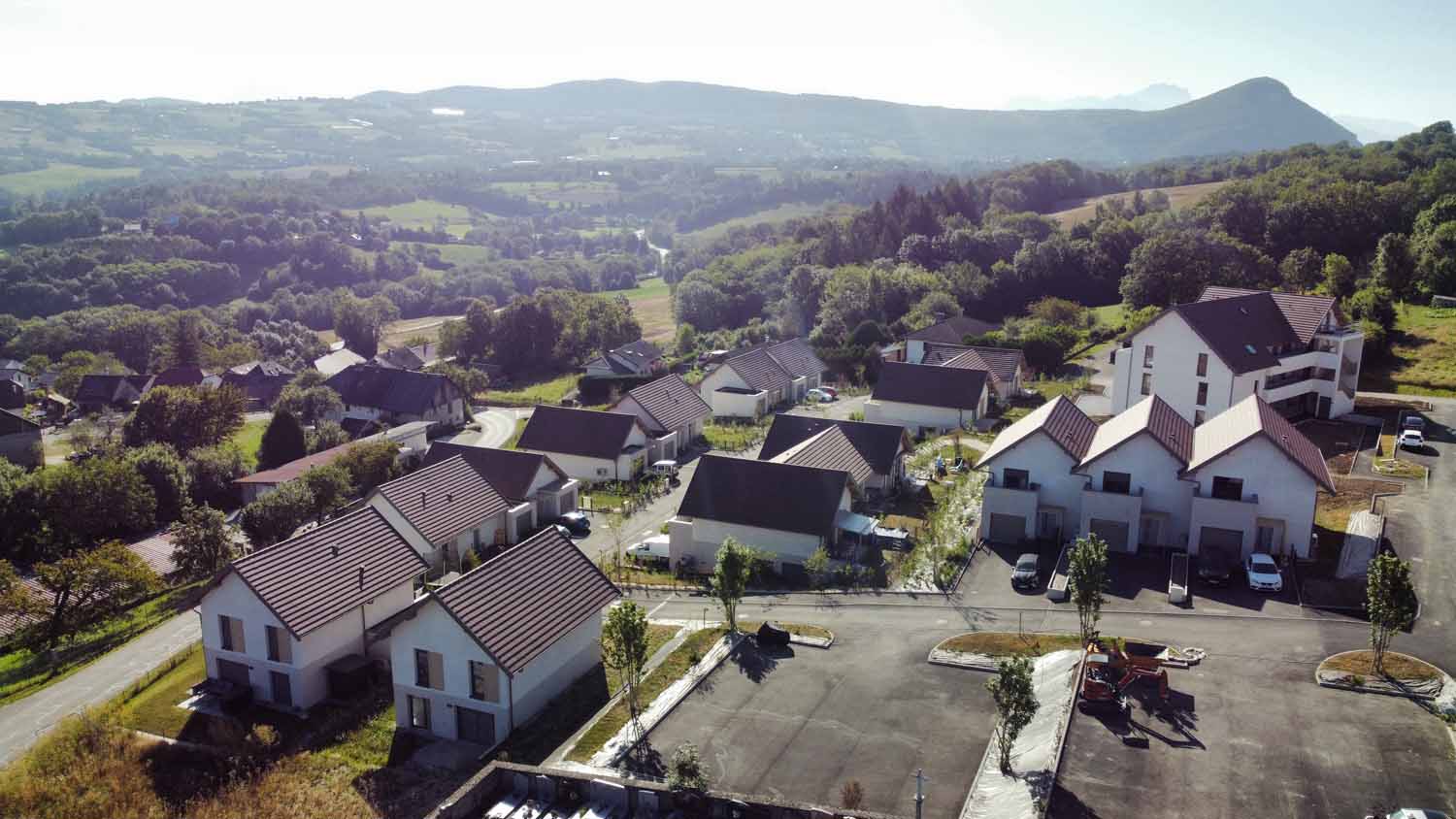 Création d'un quartier avec 3 bâtiments et 17 villas mitoyennes en Haute-Savoie